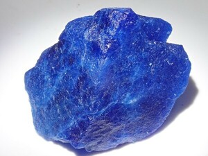 ☆必見！稀な特大結晶☆　アウイン　原石　鉱物　藍宝石　アウイナイト