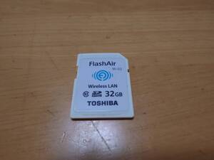 TOSHIBA FlashAir W-03 32G 中古