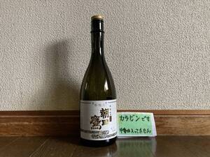 ☆ 空瓶 中身なし 高木酒造 冬季限定 特撰 朝日鷹 生酒 本醸造 日本酒 720ml入っていました 1本 ディスプレイ等に ☆①