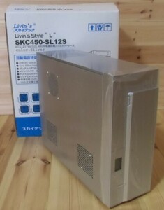 箱入新品 ミドルタワーPCケース スカイテック Livin