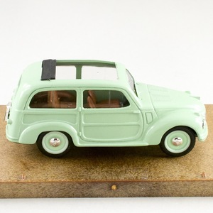 イタリア ブルム（Brumm） フィアット ベルヴェデーレ FIAT 500CC BELVEDERE 1/43