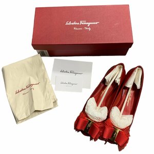 ◆中古品◆サルヴァトーレフェラガモ NAPLAKCALF バックル パンプス 赤 リボン レディース 靴 シューズ サイズ 6 箱有 保存袋有 J52305NC