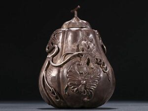 【瓏】純銀鏨刻彫 蝴蝶紋瓜形擺件 清時代 古置物擺件 銀器 中国古賞物 蔵出