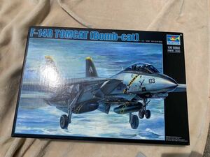 C10【未組立 】 TRUMPETER 03202 1/32　 F-14B TOMCAT (Bomb-cat) プラモデル 　 トランペッター トムキャット