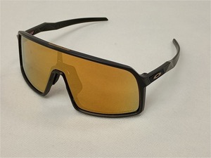 オークリー OAKLEY 【並品】Sutro カーボン 0OO9406A