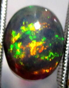 ギラギラ2.260Ct NaturalFireBlackOpalLoose