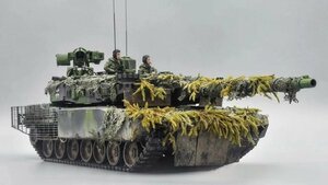 1/35 ドイツ国防軍 レオパルト ⅡRⅡ主力戦車 組立塗装済完成品