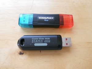 ●USB 16GB 2個●