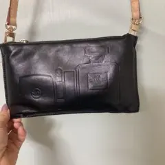 CHANEL ブラックレザー ポーチ