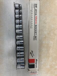 Snap-on シャローソケットセット 6角　3/8 8mmから19mmの12コマ　２１２ F S M Y 【新品未使用品】