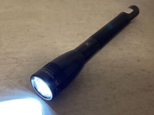 新品　懐中電灯 ハンドライト ペンライト　MAGLITE マグライト MINI ミニ LED SUREFIRE フラッシュライト edc