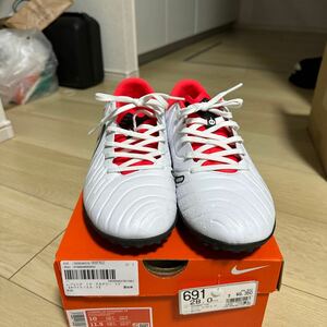 NIKE サッカートレーニングシューズ　LEGEND 10 ACADEMY TF 28.0cm