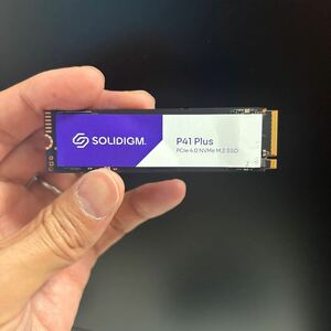  SOLIDIGM m.2 NVMe SSD 512GB Gen4 PCIe