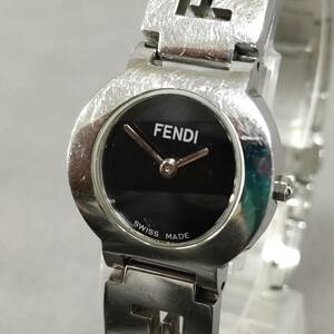 060612　267292　FENDI　フェンディ　3050-L 039-600　レディース腕時計　文字盤ブラック　クオーツ　ファッション小物　非稼働品 　