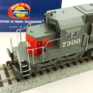 HO Athearn 89886 Southern Pacific Ready to Run SD40 Diesel Locomotive #7300 KATO TOMIX アサーン 鉄道模型