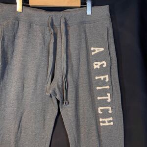 Abercrombie & Fitch ワッペンロゴ スウェットパンツ アバクロ　　アバクロンビーアンドフィッチ ジョガー ルームウェア 2ポケット 柳10631