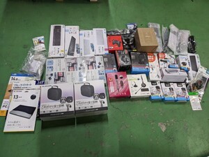 ◎0701u2116　家電 小家電 PC周辺機器 キーボード ワイヤレスイヤホン まとめ まとめて 動作未確認 大量 ジャンク　※同梱不可