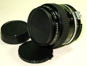 ニコン　Ai Micro Nikkor 55mm F3.5　　要修理　　オールドレンズ　　中古