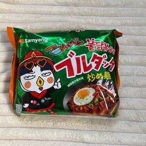 ブルダック炒め麺　韓国風中華料理