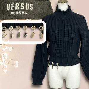 ☆極美品☆VERSUS VERSACE ニット 長袖 タートルネック クロップド GIANNNI VERSACE ジャンニヴェルサーチ 40 黒 ブラック ケーブルニット