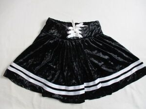 SE335【LOVE RABBY】ラブラビ　新品　ストレッチ　裏地付　パンツ付　ベロア　フレアースカ－ト　女児　黒　J-SS (140)　