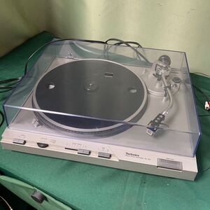 テクニクス Technics ターンテーブルSL-D3 中古　モーターを回旋します、針尖あり　状品