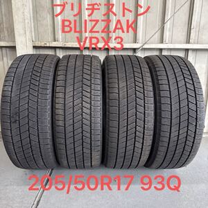 ☆中古品 ブリヂストン ブリザック VRX3 スタッドレス205/50R17 93Q タイヤ4本セット☆