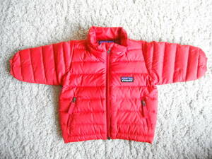 ☆【新品 未使用】REDがメチャ,キュート!好配色!Patagonia Kids パタゴニア キッズ ダウンセーター ジャケット ジャンバー 3M 出産準備