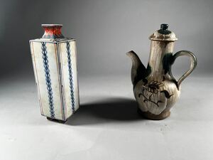 青花染付赤絵四方瓶、染付酒器2点一括、経年保管品、花器花道具美術品