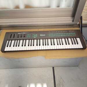 YAMAHA ヤマハ　 シンセサイザー　キーボード DX21 