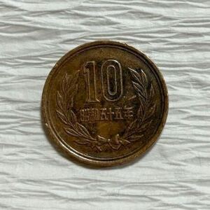 10円玉 昭和55年 流通品 1980年 十円銅貨 日本 メダル 硬貨 貨幣 コイン 即決