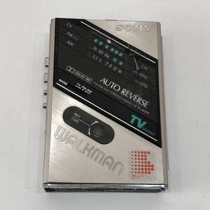 ●ソニー WM-F101 カセットウォークマン SONY シルバー TV FM AM STEREO CASSETTE PLAYER プレーヤー WALKMAN 音楽 再生 音響機器 N769