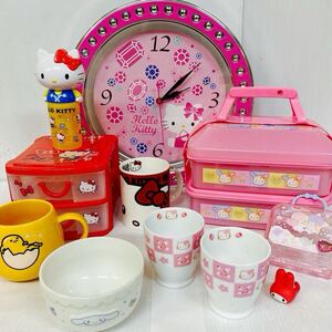 ハローキティ サンリオ 雑貨 壁掛け時計 収納 マイメロ ウサハナ ぐでたま マグカップ 食器 SANRIO