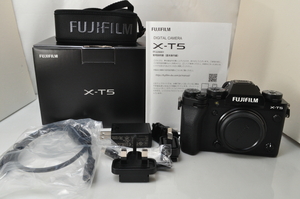 ★★極上品 FUJIFILM X-T5 ボディ F X-T5-B ブラック w/Box♪♪#5969