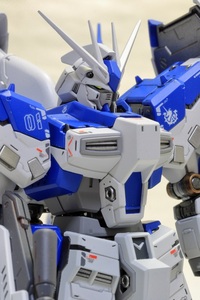 1/144 RG RX-93ν2　Hi-νガンダム　塗装済み完成品