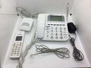 ◆05243) Panasonic パナソニックコードレス電話機 親機 子機　KX-FKD404-W VE-GE10-W 家庭用 中古品 