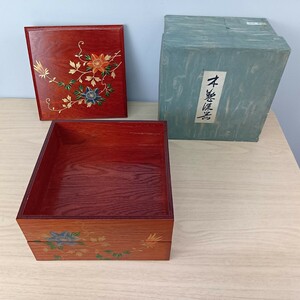 2410031 ニ段重 鉄仙 重箱 2段 本漆塗り 木製漆器 花柄　茶色系　木目調　蒔絵　未使用保管品 お重