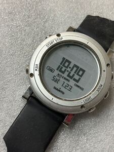 SUUNTO 腕時計　ジャンク スント