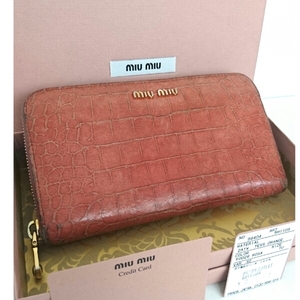 正規 MIUMIU クロコ レザー ラウンドzip 長財布 サーモンピンク PRADA プラダ ミュウミュウ イタリア製 箱付き 送料無料