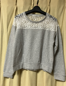 USED★ mysty woman レース×グレーの長袖トップス　サイズM