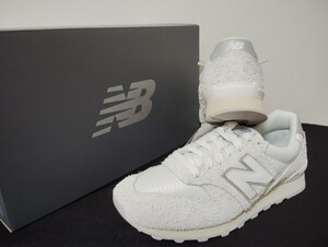 新品24.5cmニューバランス newbalanceレディーススニーカーWL996CW2ホワイト白CM996好きにも