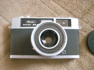 ＲＩＣＯＨ 35 Ｓ　フイルム　カメラ　リコー　中古品　ジャンク品