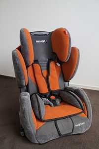 【RECARO】　チャイルドシート　ヤングスポーツ