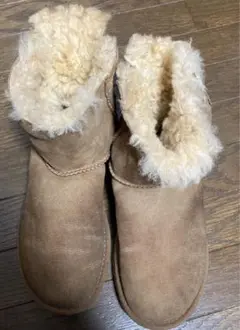 UGG リボンムートンブーツ ブラウン　22㎝