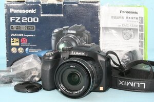 美品 Panasonic LUMIX DMC-FZ200 付属品多数 返品保証 デジタルカメラ