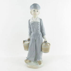 美品 LLADRO リヤドロ 4811 LECHERITO フィギュリン 少年 牛乳 ミルク 置物 陶器人形 オブジェ SU6054E