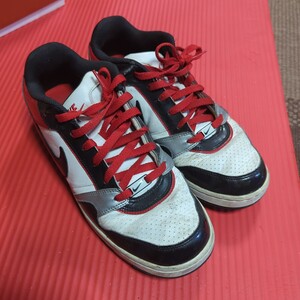 ナイキ NIKE AIR PRESTIGE III SL パテントレザー メンズ JPN：29