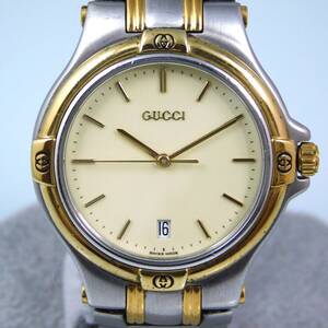 稼働〇 グッチ 9040M メンズ シルバー ゴールド 腕時計 クオーツ GUCCI