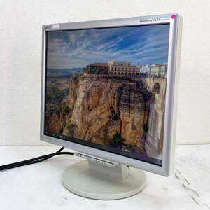 中古 17型スクエア 光沢液晶モニター 黒 ★ NEC Multisync LCD175VXM-P 解像度：1280×1024 SXGA 入力2系統 VGA/DVI 電源ケーブル付