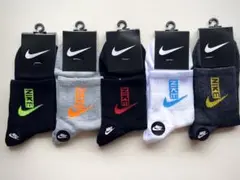 【シンプルロゴスペル入り】ナイキNIKEソックス✨メンズソックス✨紳士靴下✨五足